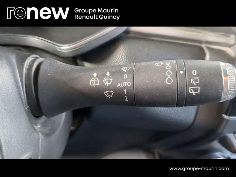 RENAULT Captur d’occasion à vendre à QUINCY-SOUS-SÉNART chez GGF - SAVY (Photo 15)