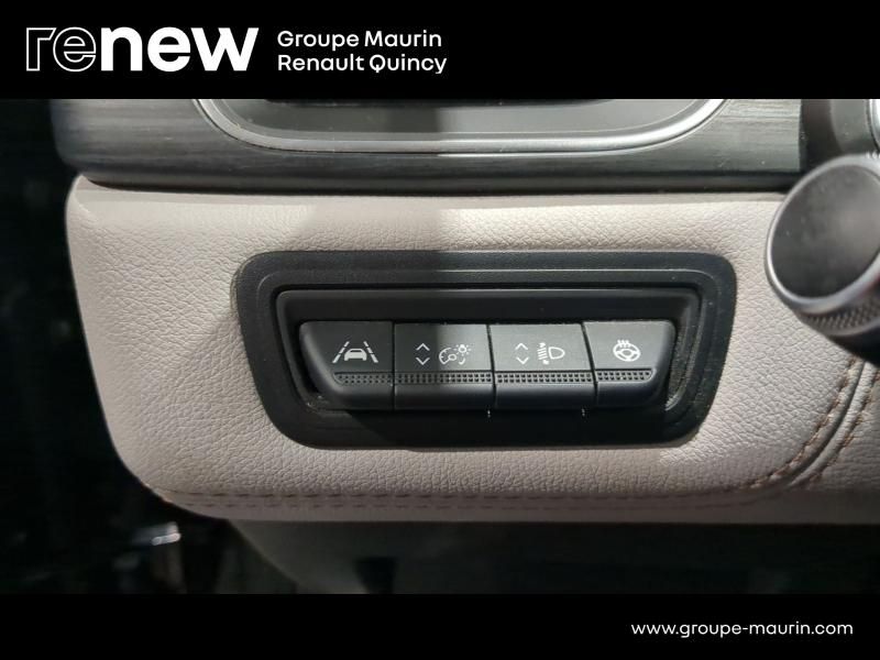 RENAULT Captur d’occasion à vendre à QUINCY-SOUS-SÉNART chez GGF - SAVY (Photo 18)