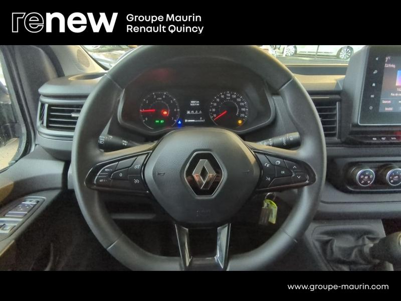 RENAULT Trafic Combi d’occasion à vendre à QUINCY-SOUS-SÉNART chez GGF - SAVY (Photo 18)