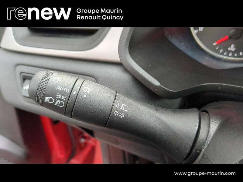 RENAULT Captur d’occasion à vendre à QUINCY-SOUS-SÉNART chez GGF - SAVY (Photo 15)