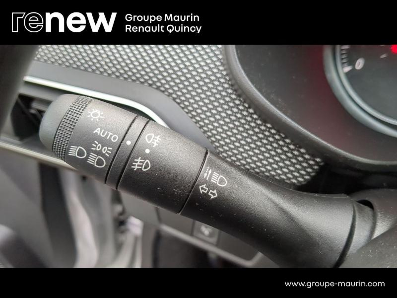 DACIA Sandero d’occasion à vendre à QUINCY-SOUS-SÉNART chez GGF - SAVY (Photo 14)