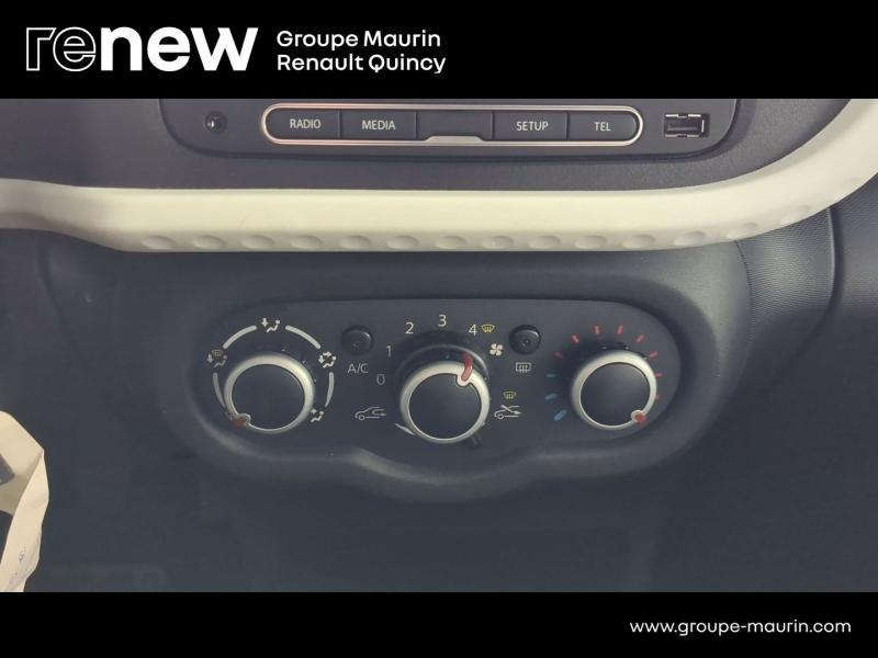 RENAULT Twingo d’occasion à vendre à QUINCY-SOUS-SÉNART chez GGF - SAVY (Photo 19)