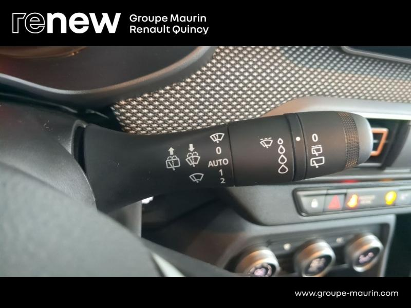 DACIA Sandero d’occasion à vendre à QUINCY-SOUS-SÉNART chez GGF - SAVY (Photo 15)