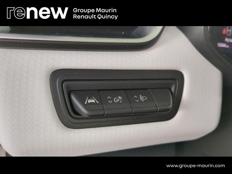 RENAULT Clio d’occasion à vendre à QUINCY-SOUS-SÉNART chez GGF - SAVY (Photo 16)