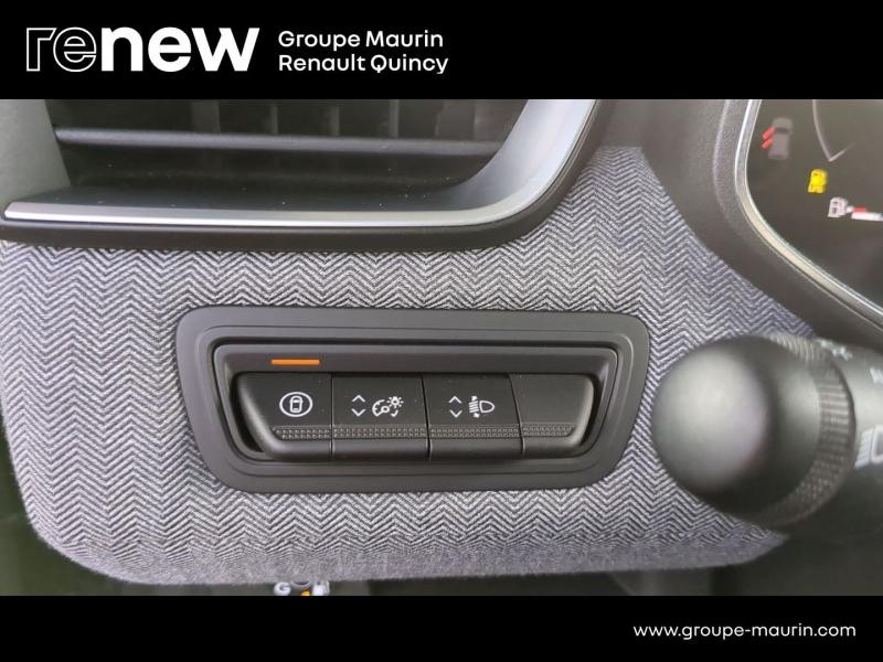 RENAULT Clio d’occasion à vendre à QUINCY-SOUS-SÉNART chez GGF - SAVY (Photo 18)