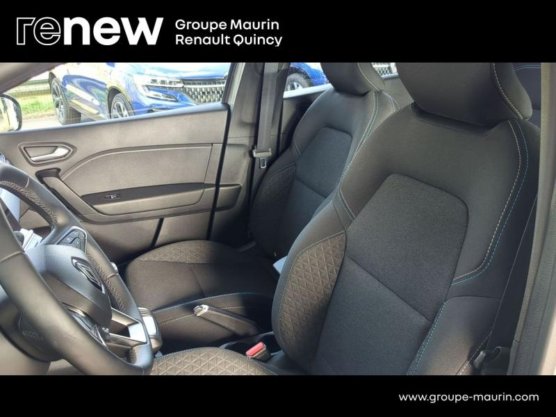RENAULT Captur d’occasion à vendre à QUINCY-SOUS-SÉNART chez GGF - SAVY (Photo 12)