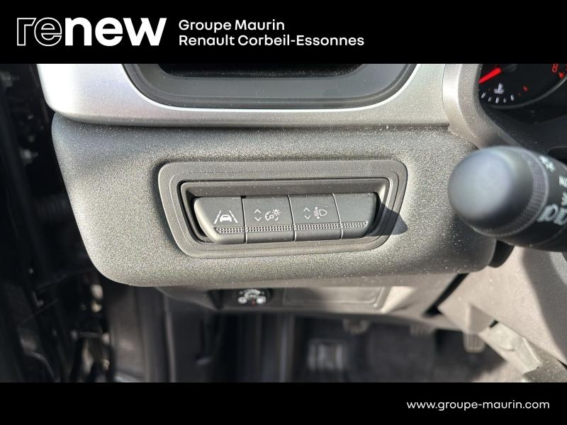 RENAULT Captur d’occasion à vendre à QUINCY-SOUS-SÉNART chez GGF - SAVY (Photo 19)