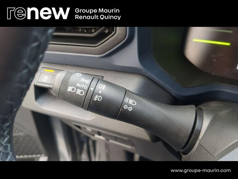 DACIA Duster d’occasion à vendre à QUINCY-SOUS-SÉNART chez GGF - SAVY (Photo 15)