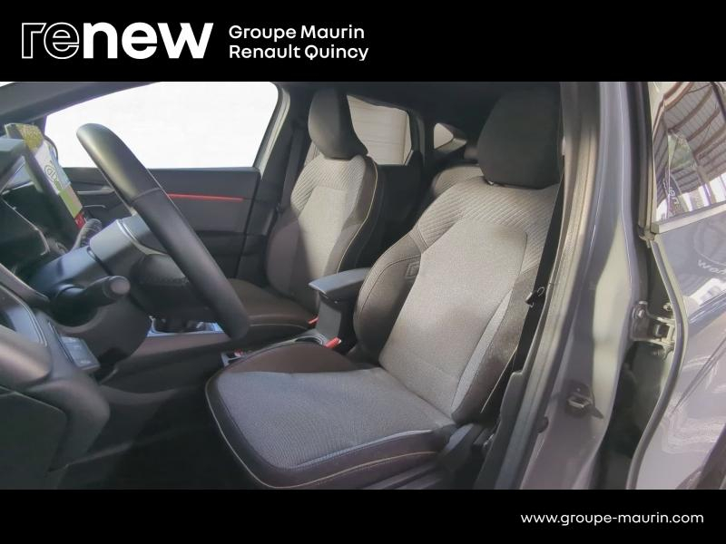 RENAULT Captur d’occasion à vendre à QUINCY-SOUS-SÉNART chez GGF - SAVY (Photo 3)