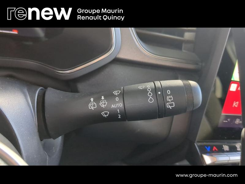 RENAULT Captur d’occasion à vendre à QUINCY-SOUS-SÉNART chez GGF - SAVY (Photo 9)