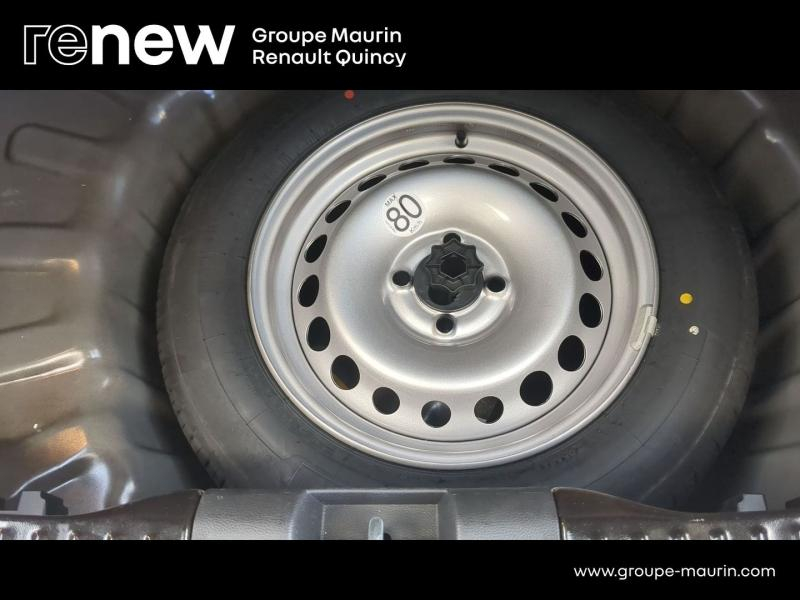 DACIA Sandero d’occasion à vendre à QUINCY-SOUS-SÉNART chez GGF - SAVY (Photo 9)