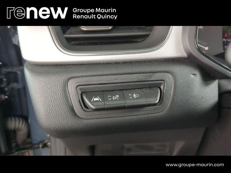 RENAULT Captur d’occasion à vendre à QUINCY-SOUS-SÉNART chez GGF - SAVY (Photo 16)
