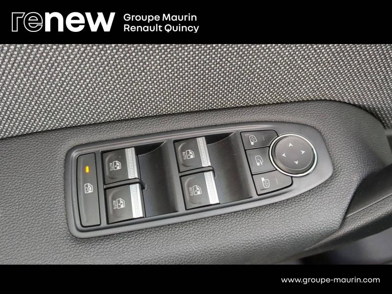 RENAULT  d’occasion à vendre à QUINCY-SOUS-SÉNART chez GGF - SAVY (Photo 14)