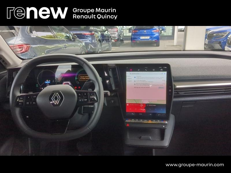 RENAULT Megane d’occasion à vendre à QUINCY-SOUS-SÉNART chez GGF - SAVY (Photo 7)