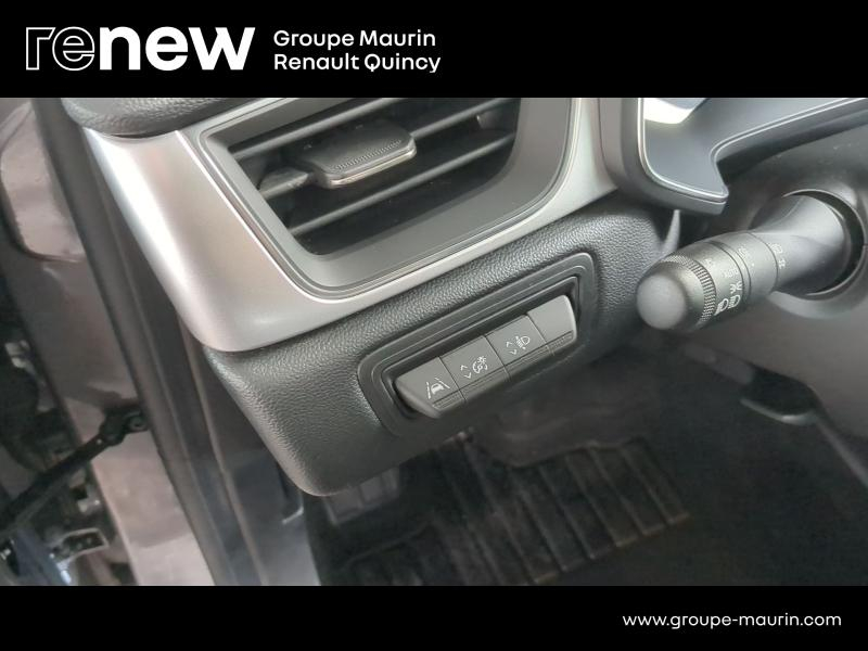 RENAULT Captur d’occasion à vendre à QUINCY-SOUS-SÉNART chez GGF - SAVY (Photo 12)