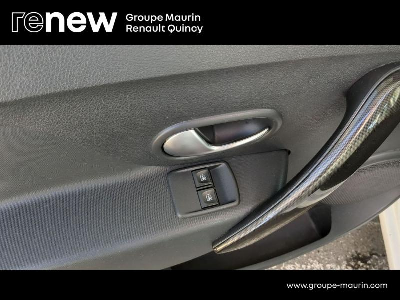 DACIA Sandero d’occasion à vendre à QUINCY-SOUS-SÉNART chez GGF - SAVY (Photo 13)