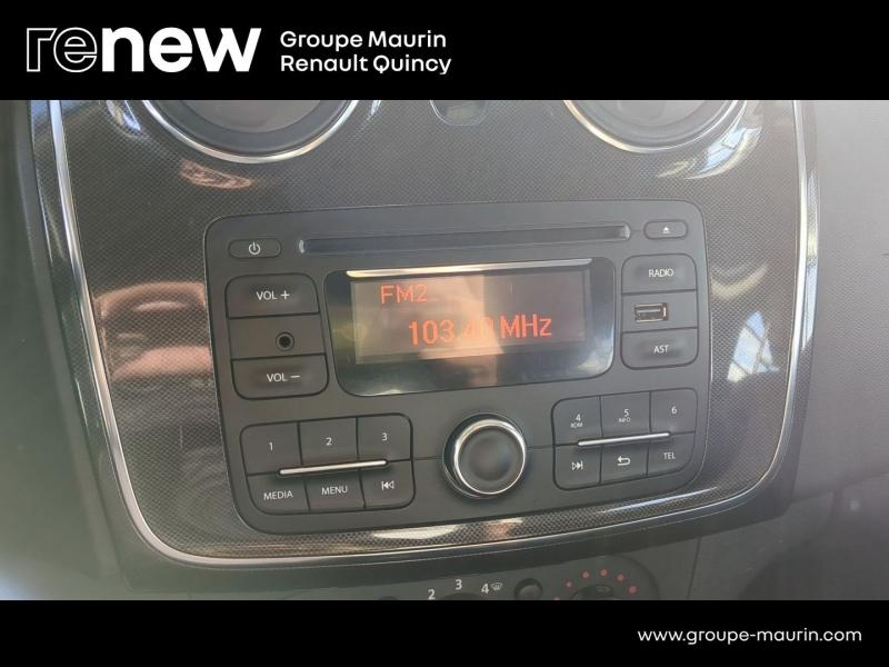 DACIA Sandero d’occasion à vendre à QUINCY-SOUS-SÉNART chez GGF - SAVY (Photo 15)