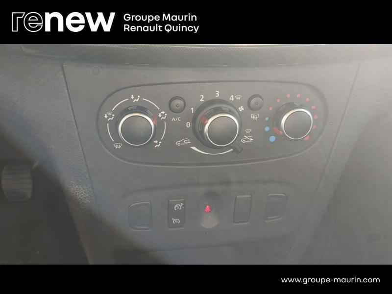 DACIA Sandero d’occasion à vendre à QUINCY-SOUS-SÉNART chez GGF - SAVY (Photo 16)