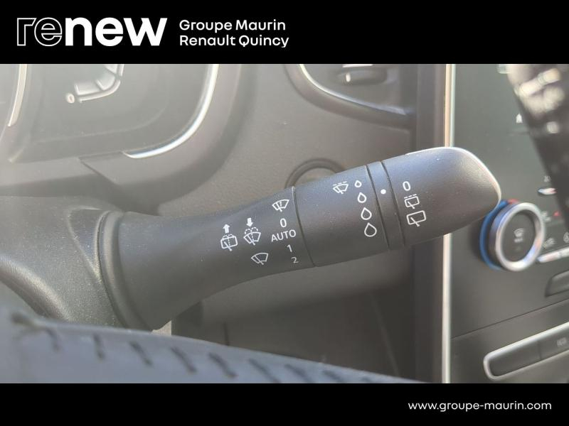 RENAULT Scenic d’occasion à vendre à QUINCY-SOUS-SÉNART chez GGF - SAVY (Photo 17)