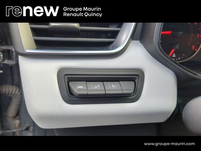 RENAULT Clio d’occasion à vendre à QUINCY-SOUS-SÉNART chez GGF - SAVY (Photo 17)