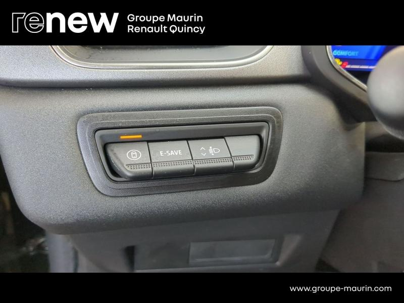 RENAULT  d’occasion à vendre à QUINCY-SOUS-SÉNART chez GGF - SAVY (Photo 16)